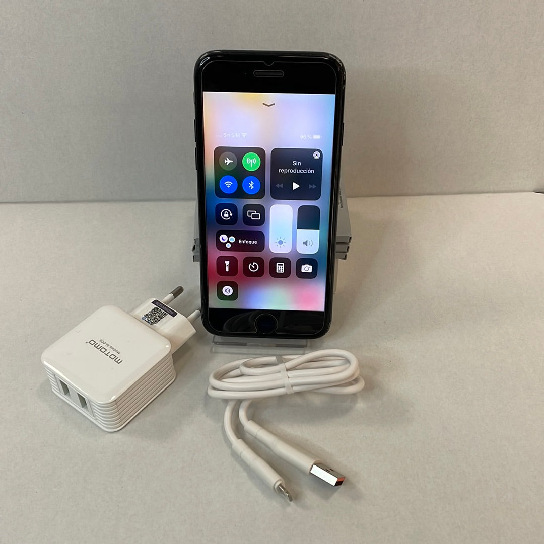 OUTLET - iPhone 7 32GB Black Matte