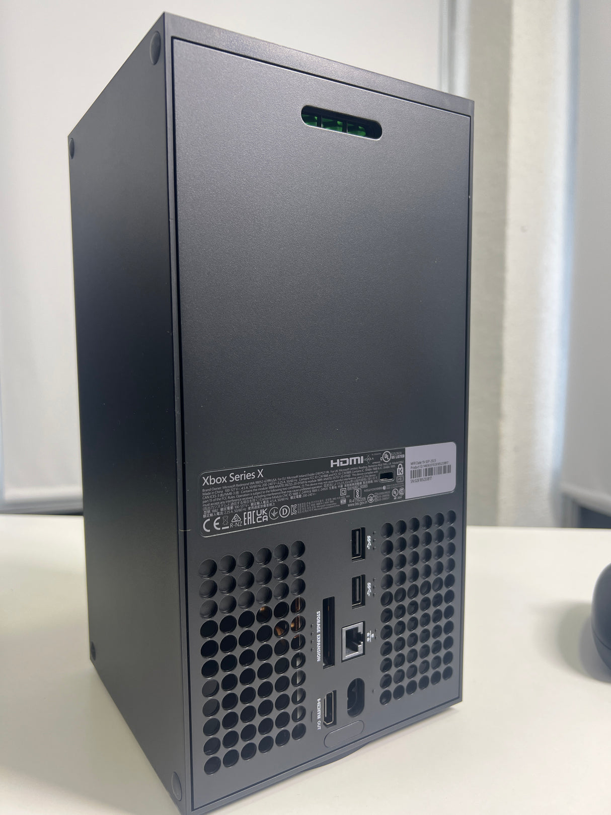 XBOX Series X 1TB con 2 Controles - Usada