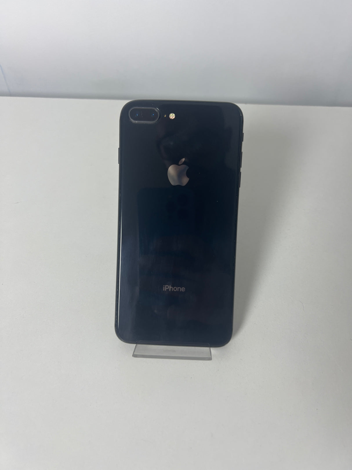 OUTLET - iPhone 8 Plus 64GB Space Gray