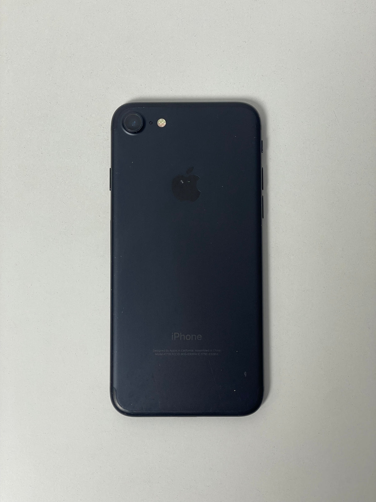 OUTLET - iPhone 7 32GB Jet Black