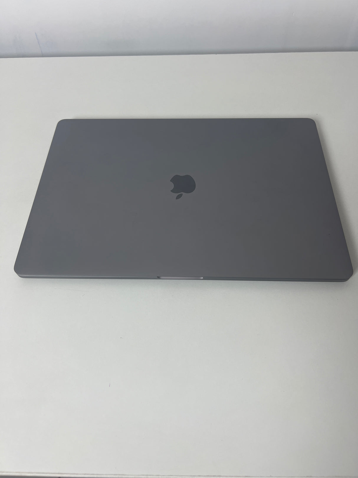 OUTLET - Macbook Pro 16 Pulgadas 16GB RAM, 512GB SSD Intel Core i7