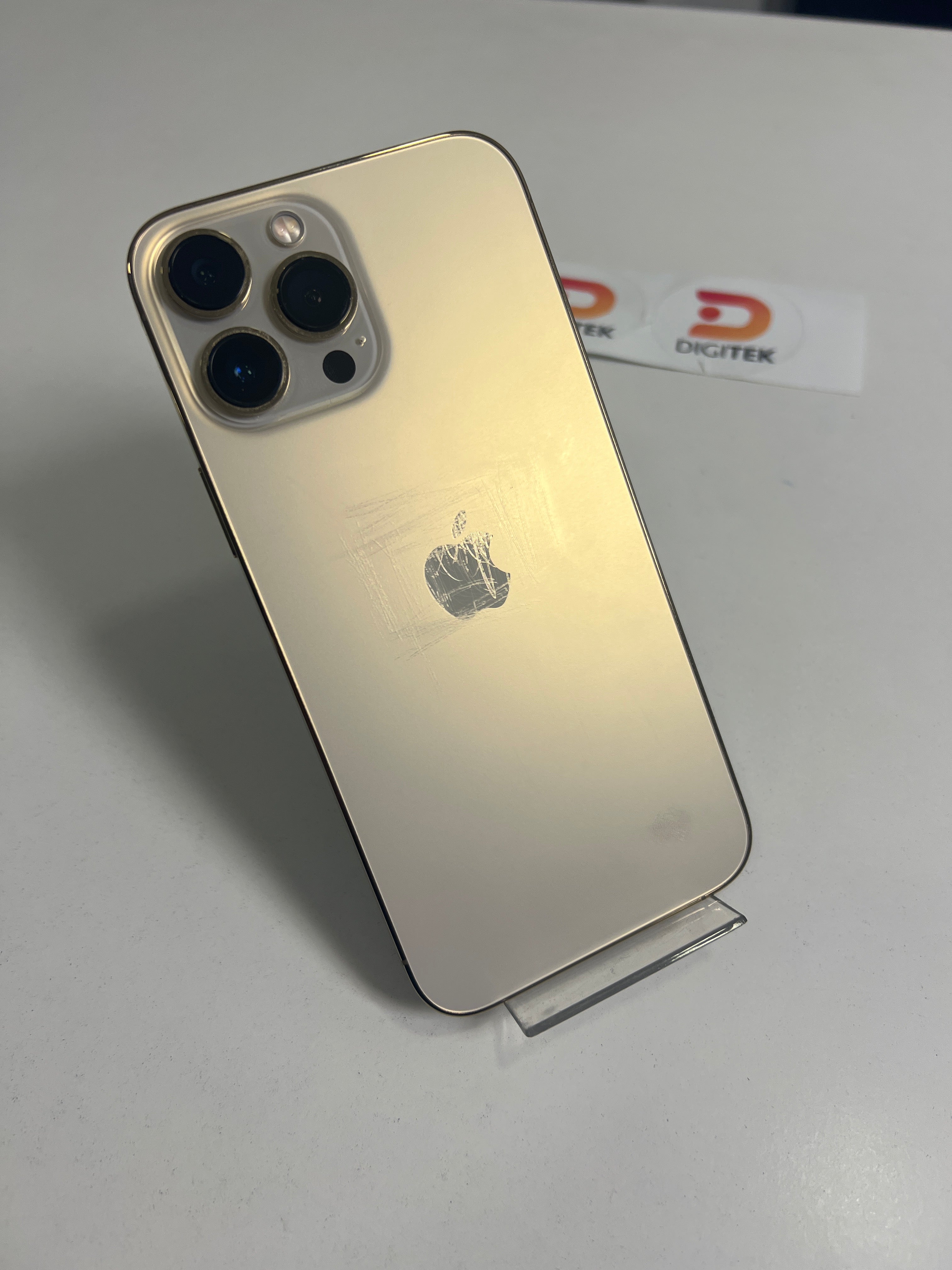 OUTLET - iPhone 13 Pro Max 256GB Gold – Digitek Chile