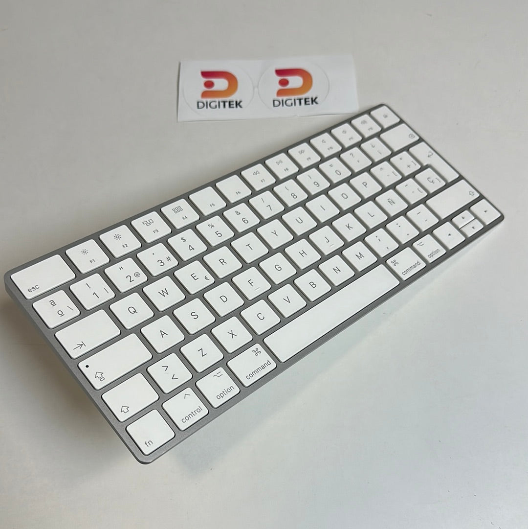 OUTLET - Magic Keyboard Silver (Teclado Español)
