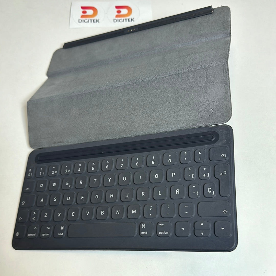 OUTLET - iPad Smart Keyboard Black (Teclado Español)