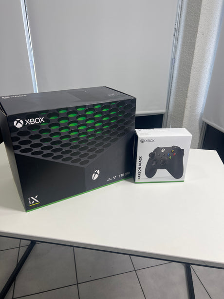 XBOX Series X 1TB con 2 Controles - Usada