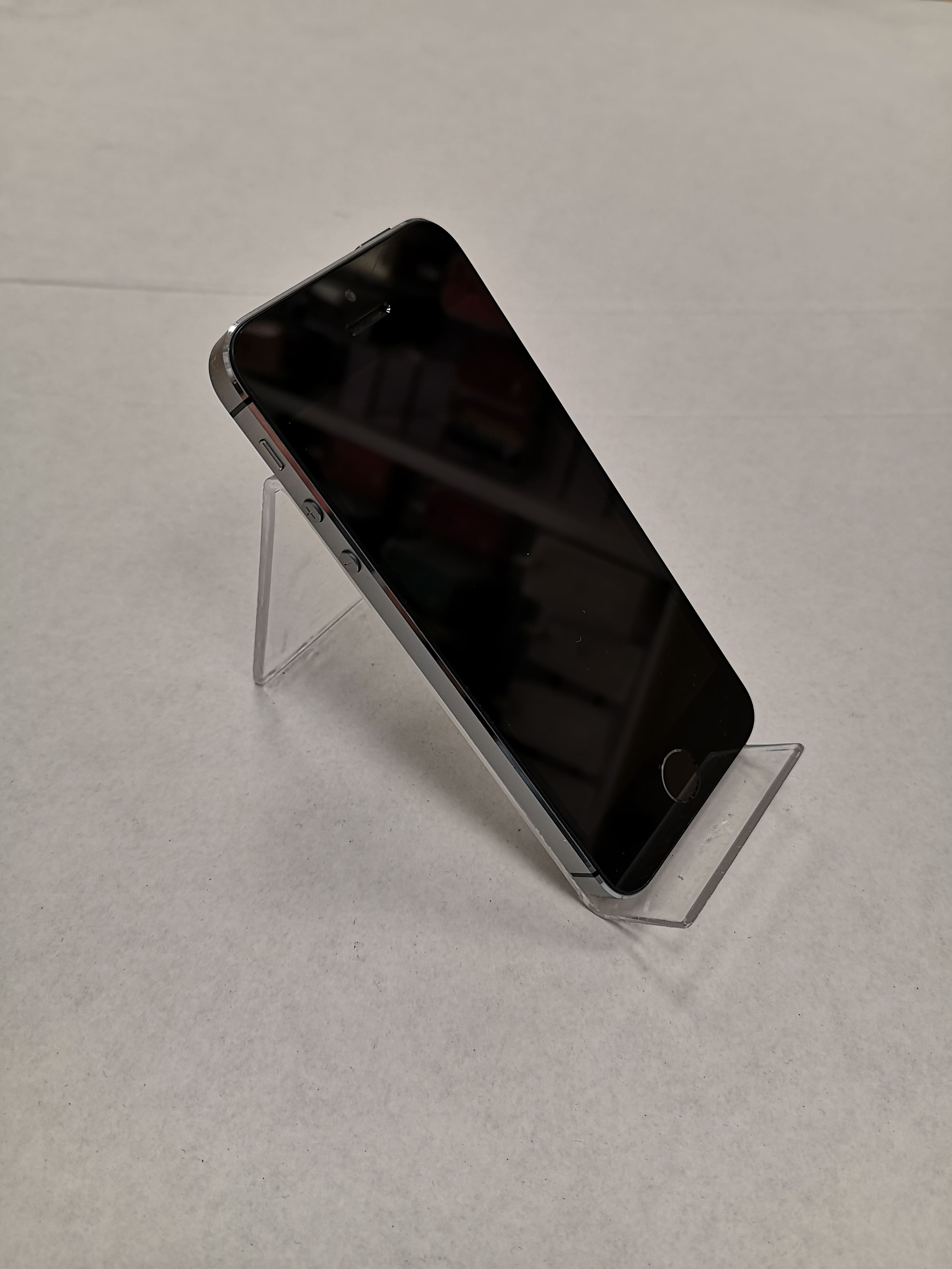 OUTLET - iPhone 5S 16GB Space Gray – Digitek Chile