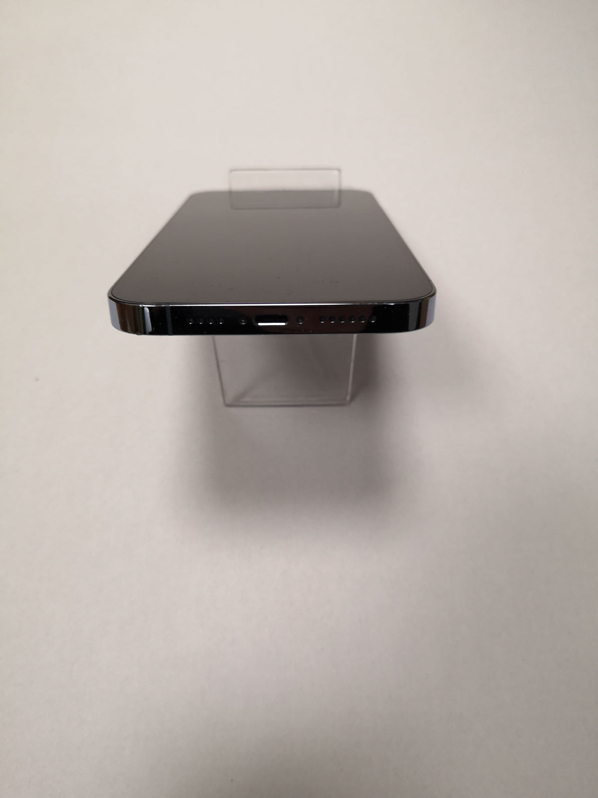 Vitre Arrière IPhone 13 (tous Modèles) Avec Grand Trou - Remplacement, Neuf, Générique
