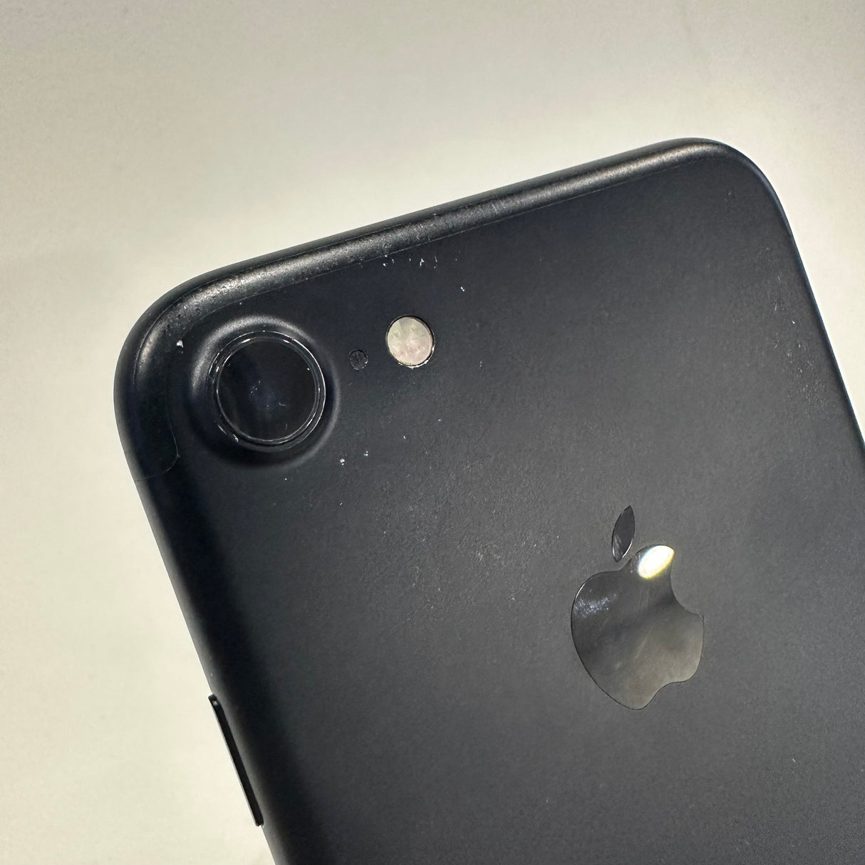 OUTLET - iPhone 7 128GB Black Matte