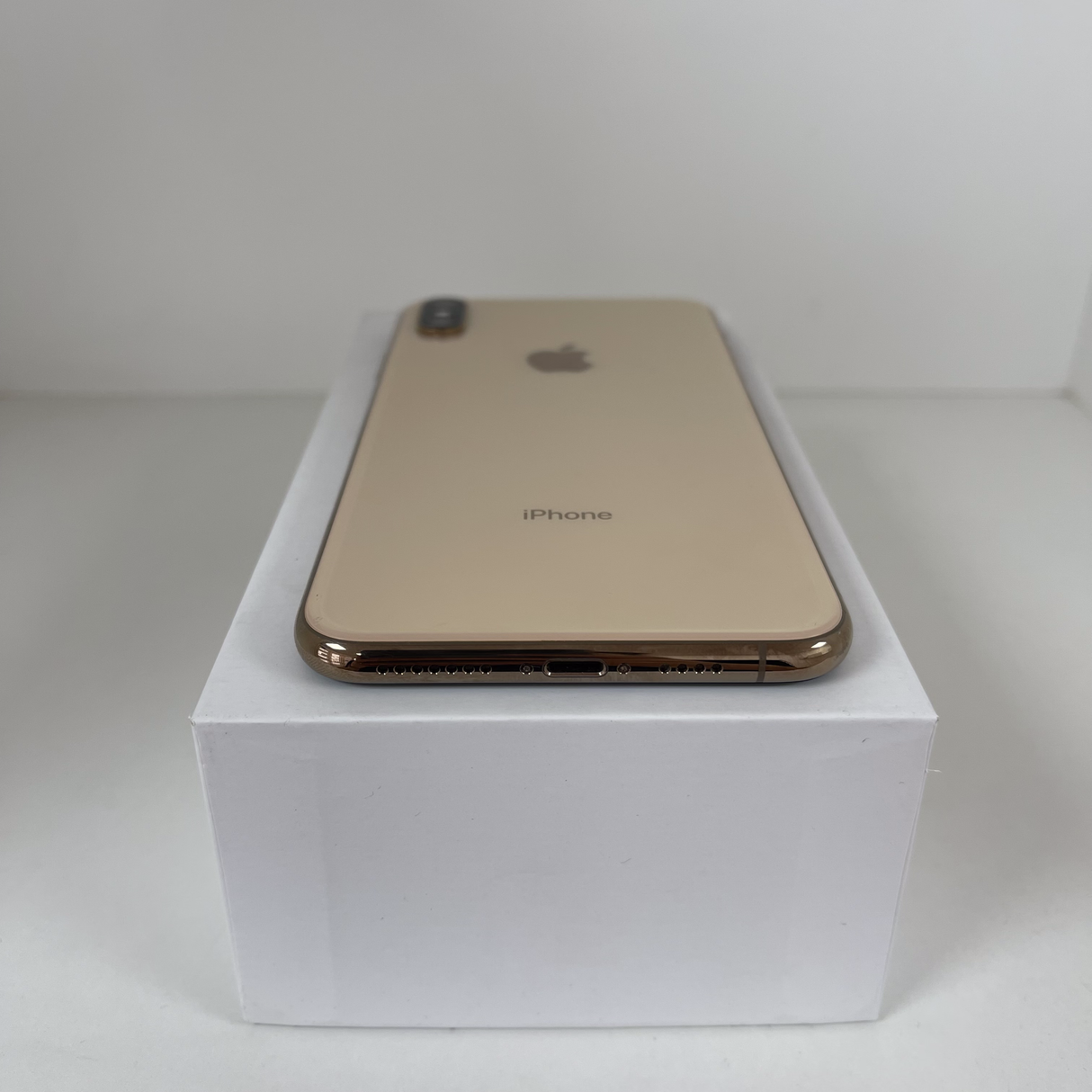 iPhone Xs Max 64gb Gold (No funciona c/ Movistar) - Outlet